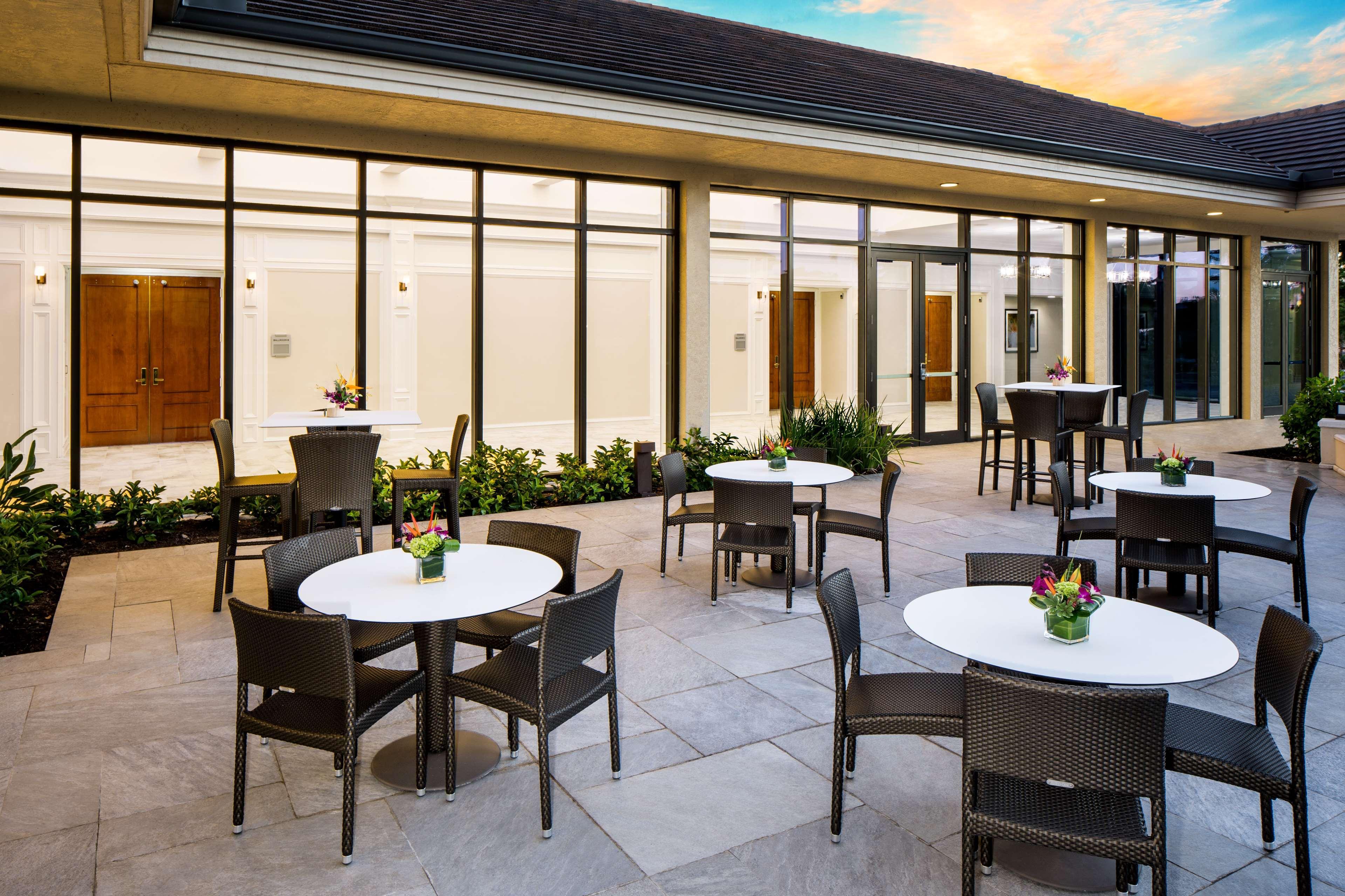 Hilton Marco Island Beach Resort And Spa Екстериор снимка