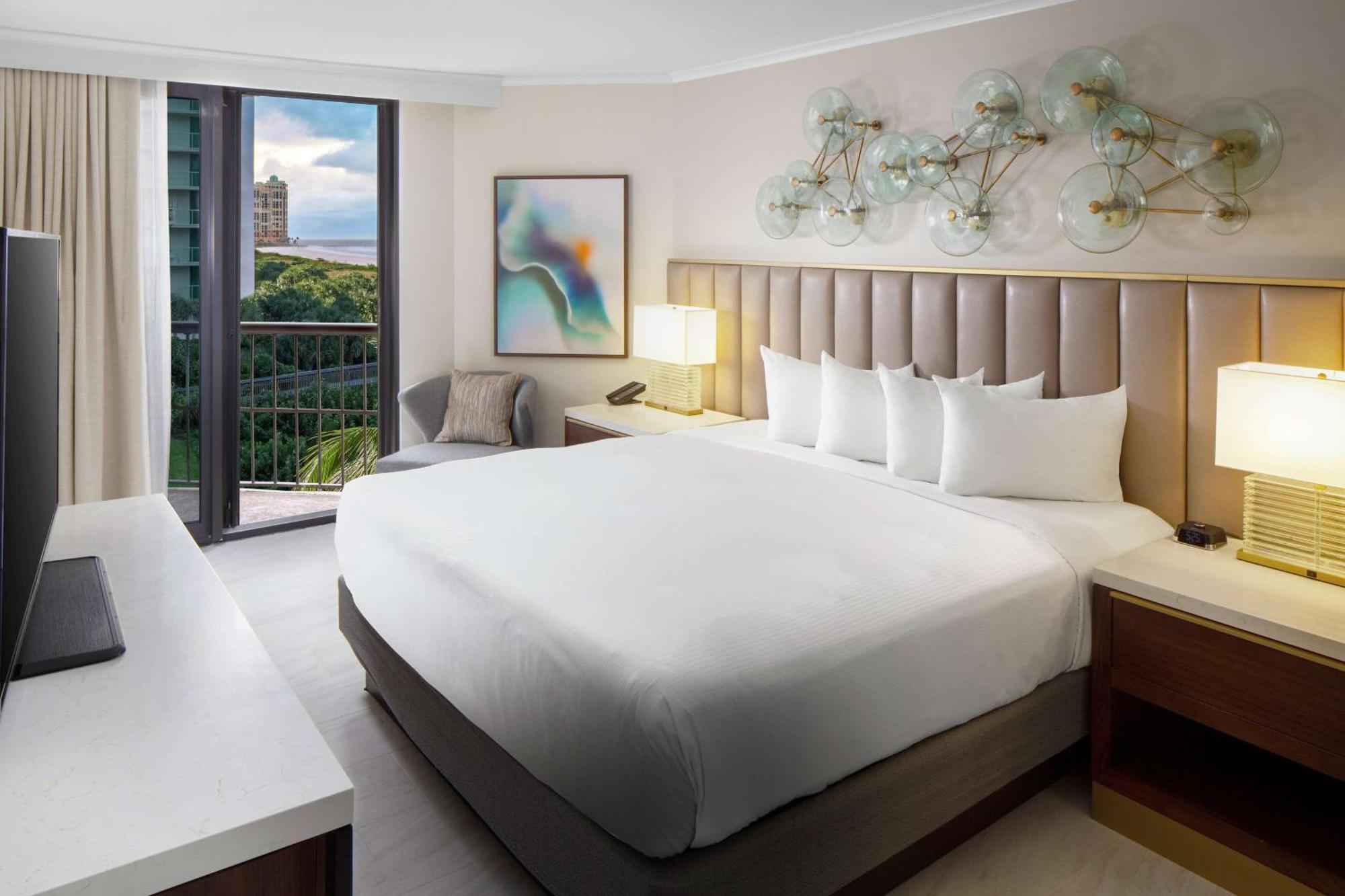 Hilton Marco Island Beach Resort And Spa Екстериор снимка