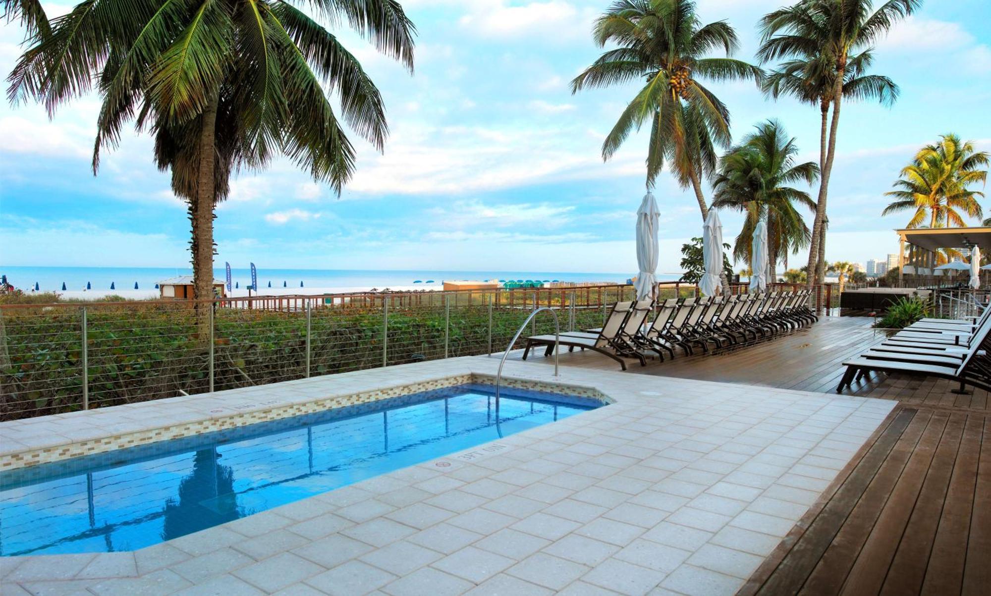 Hilton Marco Island Beach Resort And Spa Екстериор снимка