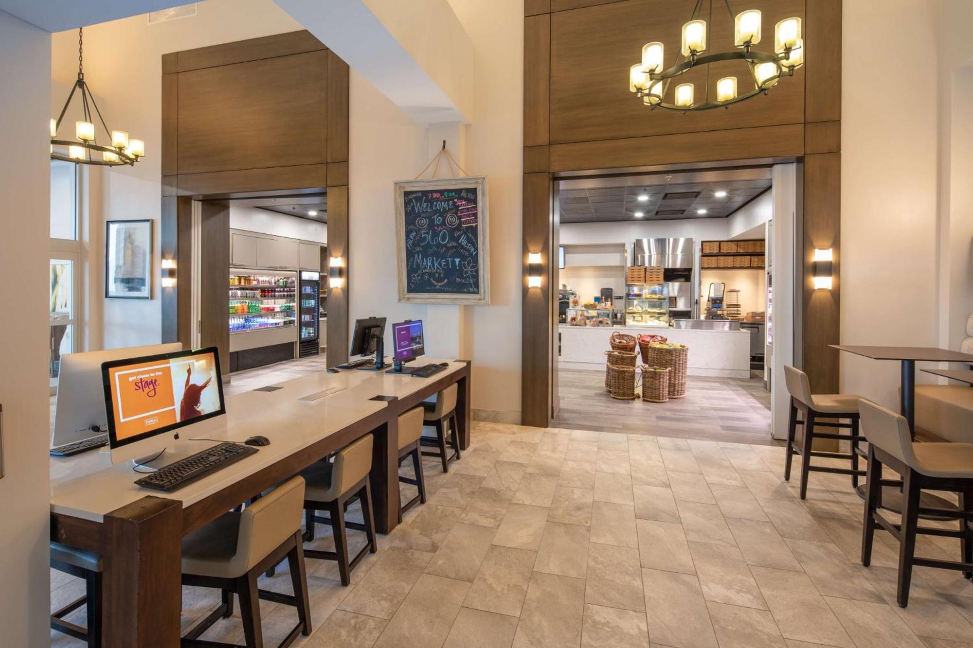 Hilton Marco Island Beach Resort And Spa Екстериор снимка