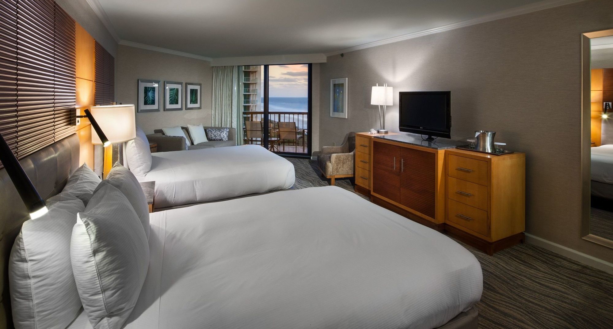 Hilton Marco Island Beach Resort And Spa Стая снимка